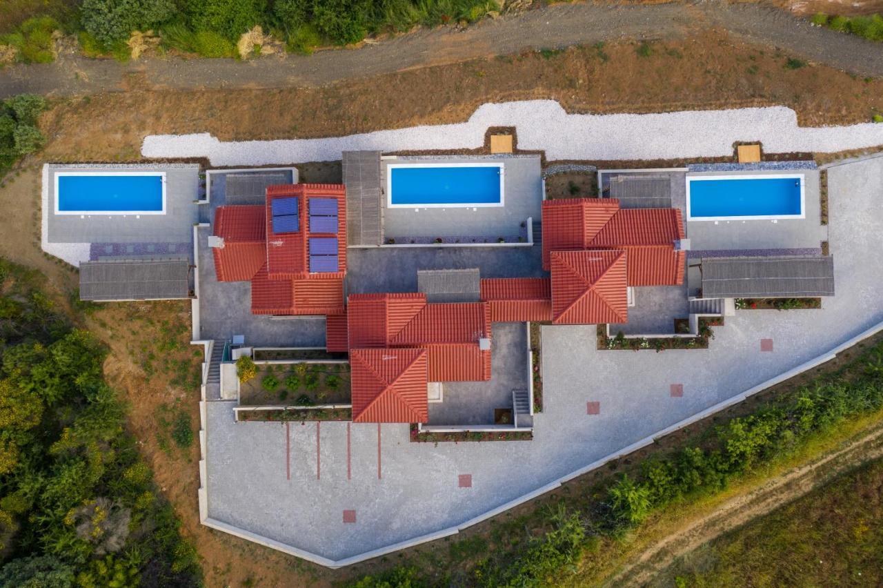 Serenity Villas Develíkia Exterior foto